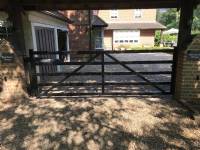 Five-bar 'wooden-style' steel gates - project portfolio 1