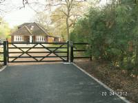 Five-bar 'wooden-style' steel gates - project portfolio 2