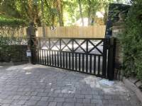 Five-bar 'wooden-style' steel gates - project portfolio 4